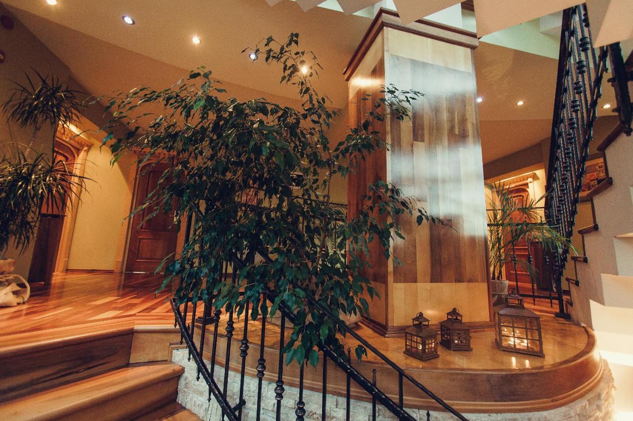 Готель Denisa Boutique Пояна-Брашов Екстер'єр фото